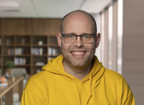 How SIDN Is Moving to AWS Despite Political Pressure